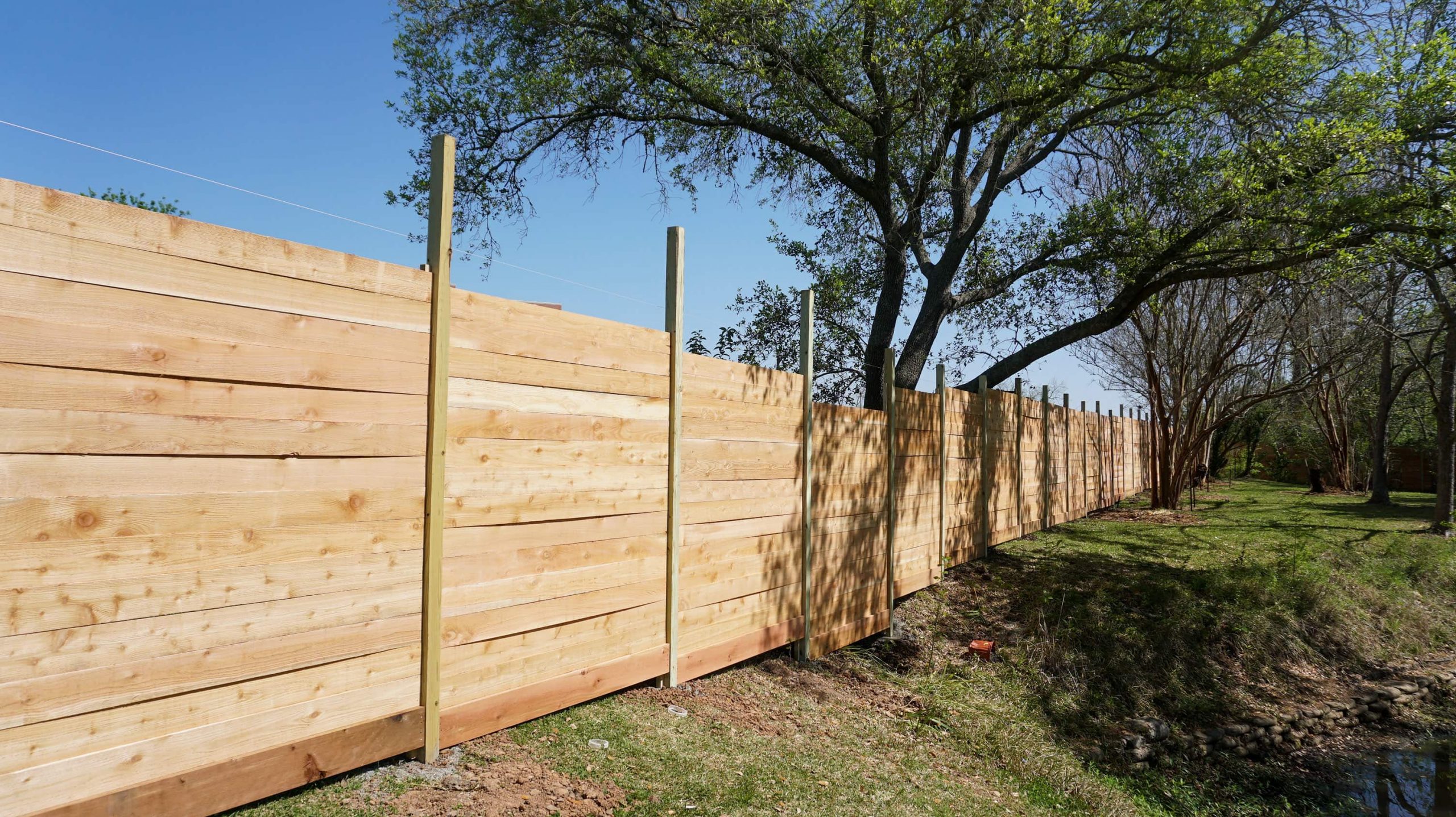 What Makes the Best Wooden Fence?